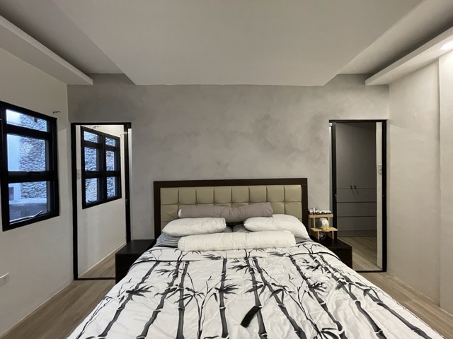 Sucat Residence